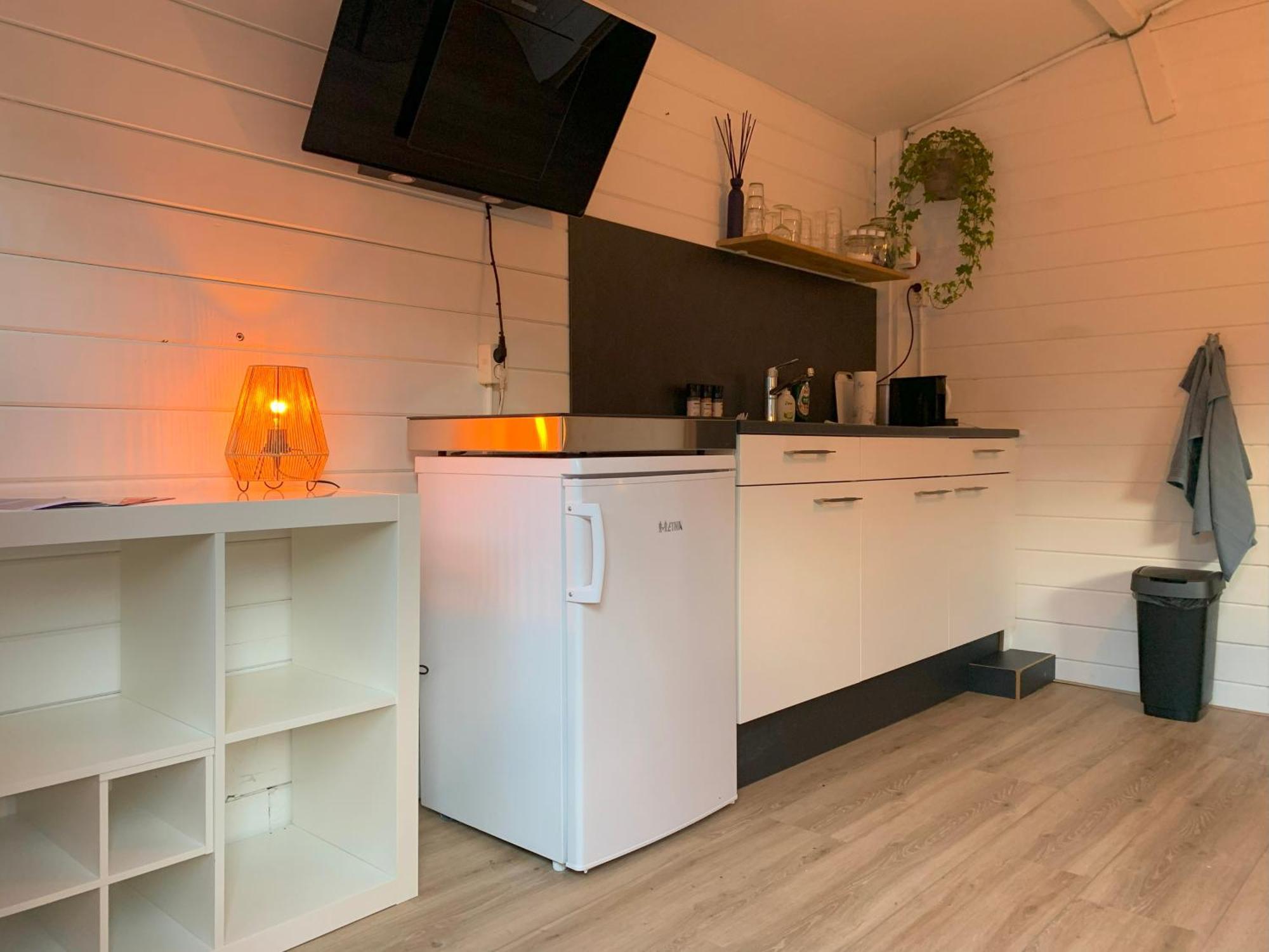 Tiny House Tussen De Grachten 스네크 외부 사진